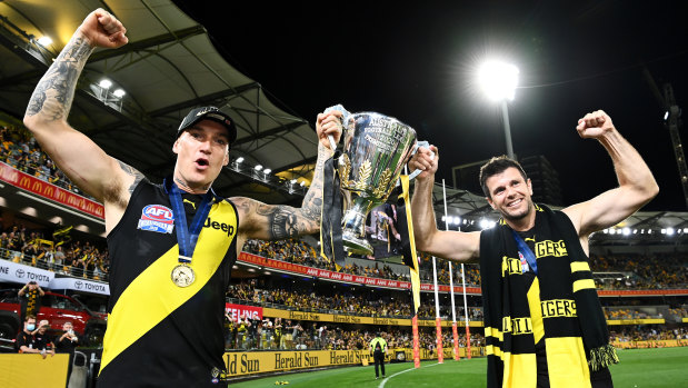 Martin and Cotchin with the 2020 premiership cup.