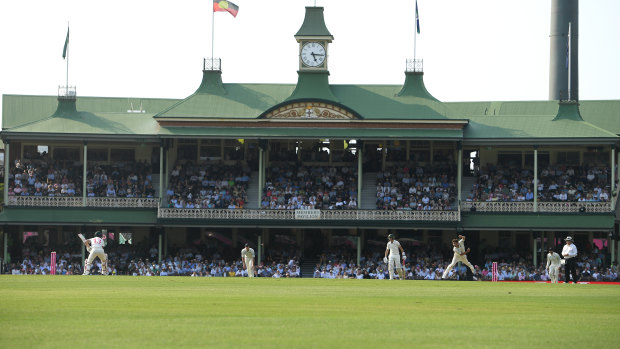 36,420 fans turned out today to watch the opening day of the Sydney Test. 