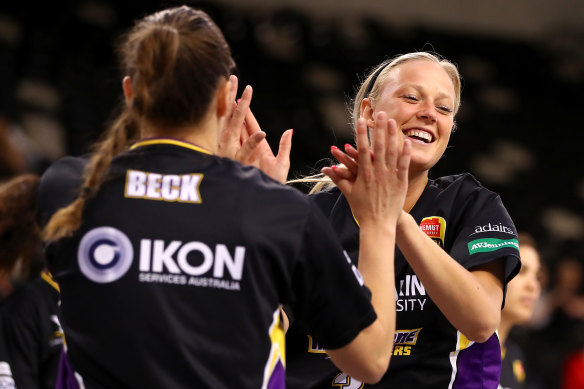 Sophie Cunningham led the way for the Boomers in their win over the Adelaide Lightning last night.