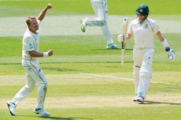 New Zealand's Neil Wagner had great success with the short ball to Steve Smith.