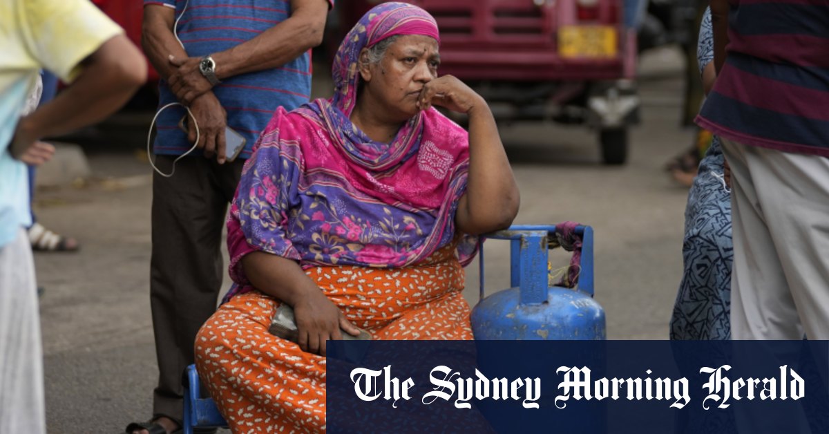 Premier Ranil Wickremesinghe mówi, że gospodarka Sri Lanki „całkowicie się załamała”