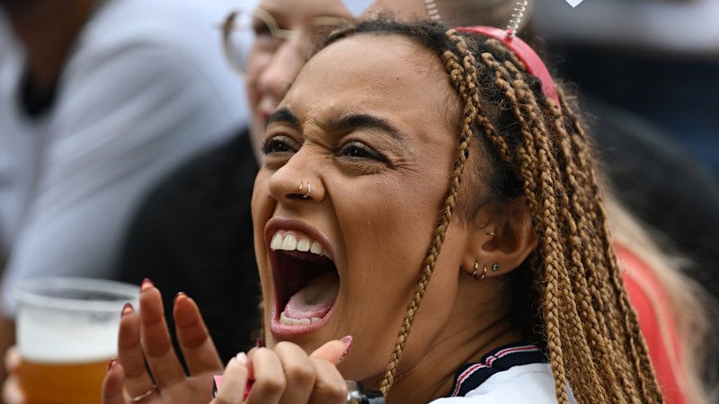 Pubs eye million-pint boost from England's dead of night Mexico clash