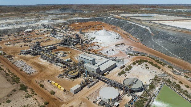 Pilbara lithium leader’s profit crushed after price collapse