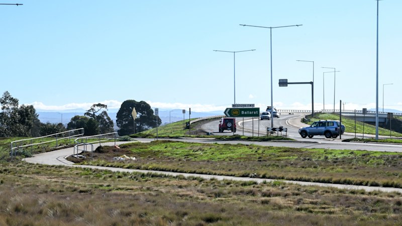 Extra lanes, more traffic lights: The $550m fixes coming to major Melbourne freeway