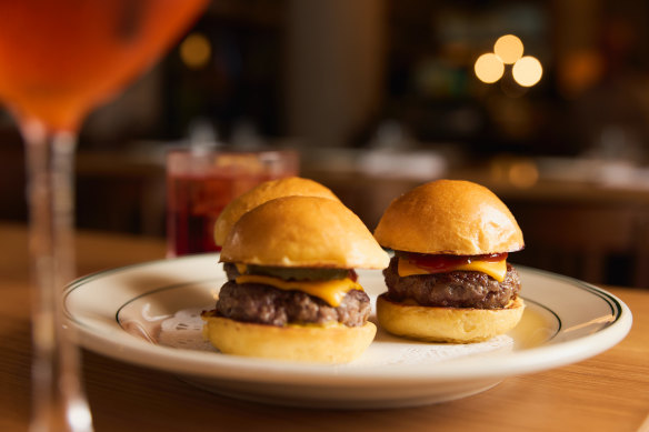 Morrison’s slings free sliders during happy hour.