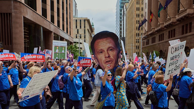 NSW nurses win pay rises of up to 26 per cent in end to two-year dispute
