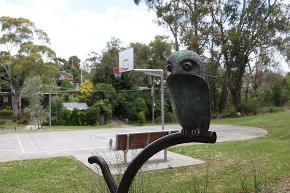 A tawny frogmouth sculpture in Melview Reserve.