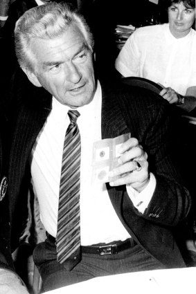 Heavyweight supporter: Bob Hawke holds forth at the Sheraton-Wentworth on April 23, 1987.