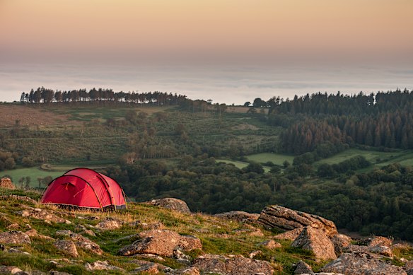 Wild camping is permitted in parts of the Dartmoor National Park with no need for landowner’s permission.