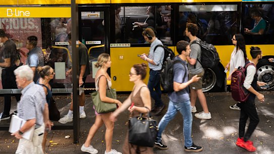 The government has again been urged to lift welfare payments.