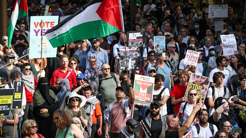 Protest marches can return to city, eastern suburbs, police declare