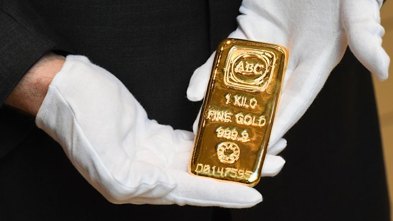 ‘It will never go to zero’: Just how safe is it to invest in gold?