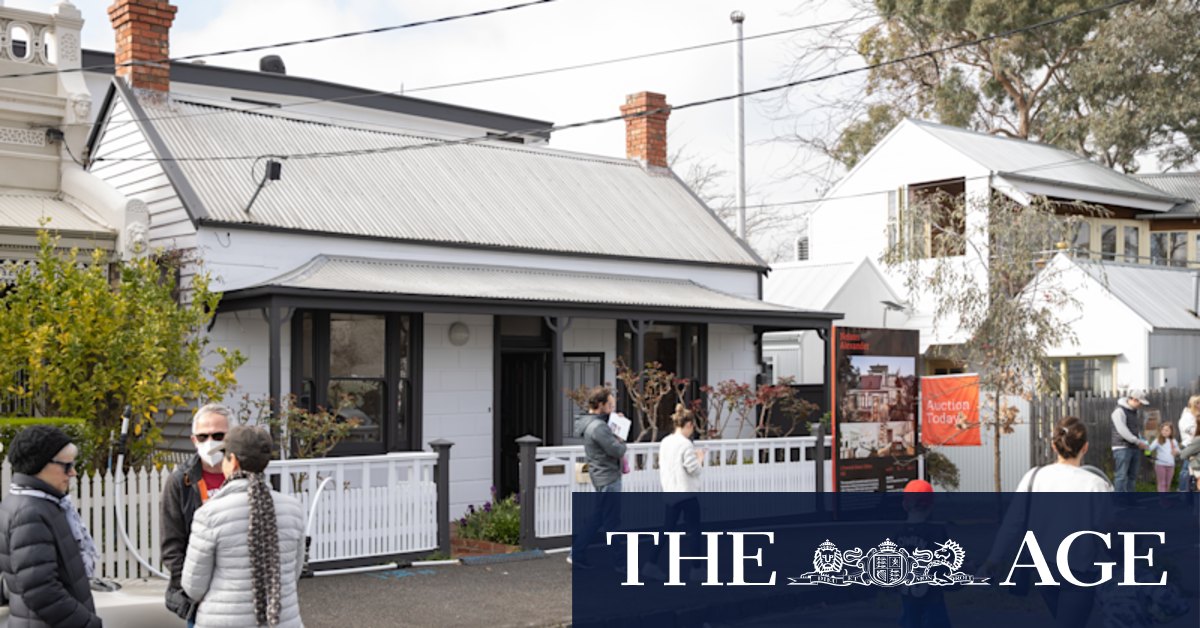 Melbourne auctions: Clifton Hill home passed in for $3 million as spring market kicks off - Vimarsana News
