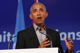 Former US president Barack Obama received a standing ovation after his speech at the Glasgow summit.