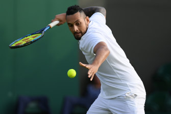 pic Ash Barty Wimbledon Results https www smh com au sport tennis barty fights through faulty serve fires into wimbledon third round 20210701 p58644 html