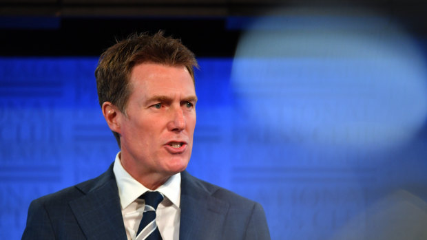 Attorney-General Christian Porter is in talks with Jacqui Lambie over amendments to his union-busting bill.