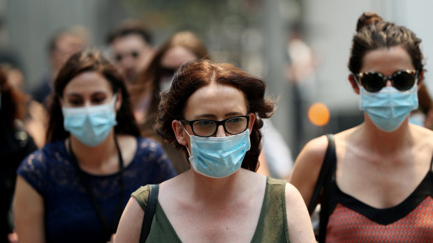 Many people wore masks during the height of Sydney's bushfire smoke haze. 