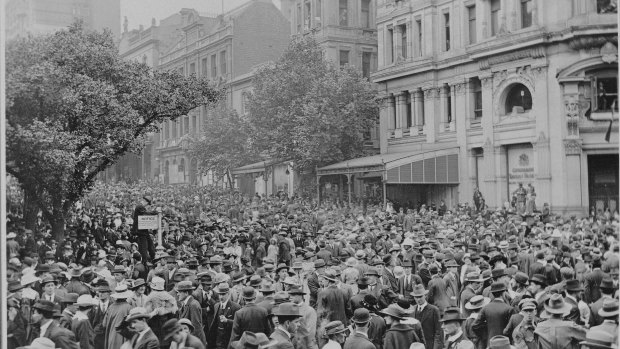 The corner of Collins and Swanston Streets, Armistice Day, 1918.