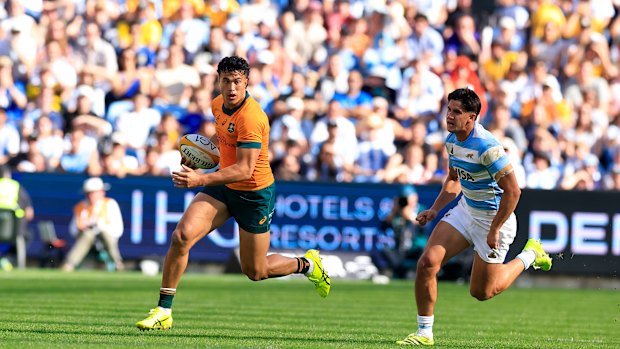 Joseph-Aukuso Suaalii was a constant threat.