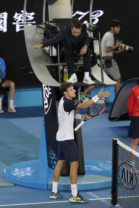 Carreno Busta argues with the umpire.