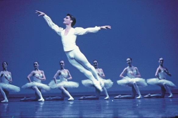 David McAllister in Lander’s Études, 1986 – ''one of my favourite solos''. Left to right: Miranda Coney, Tanya Rhodes, Joady Chambers, McAllister, Margaret Illmann, Ulrike Lytton and Michele Goullet. 
From Soar: A Life Freed by Dance by David McAllister with Amanda Dunn Published by Thames & Hudson, October 2020