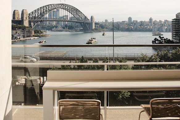 The outdoor terrace at the AMP building at 33 Alfred Street. This area is leased by Landers & Rogers, a law firm, with interior design by Bates Smart.
