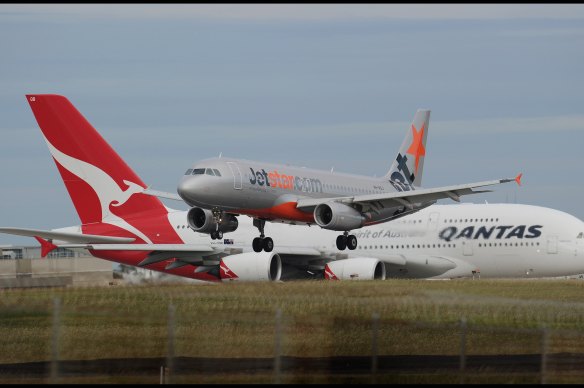 Qantas boss Alan Joyce is disappointed at the slow development of a sustainable aviation fuel industry in Australia.  