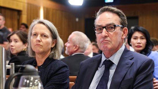 The highest-paid Commonwealth secretary heads, Jenny Wilkinson and Steven Kennedy. 