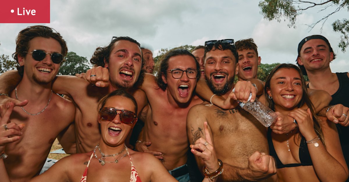 Thousands flock to vantage points; Heavy police presence expected