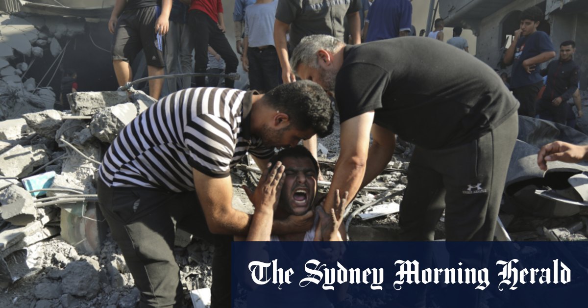 Aerei da guerra bombardano un campo profughi a Gaza mentre Israele respinge gli sforzi americani per fermare i combattimenti