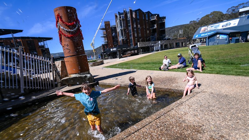 This resort town is losing its only childcare centre. Families say they can’t live here without one