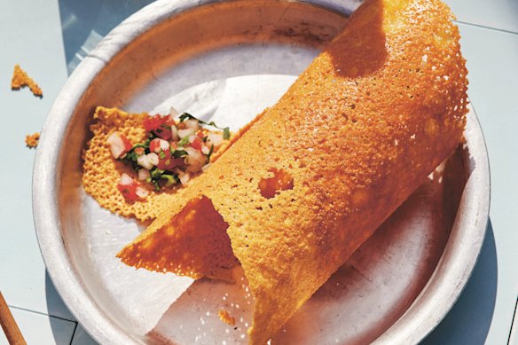 Chicharron de queso with pico de gallo.