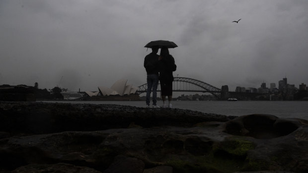 Sydney smashed by severe thunderstorm and damaging winds