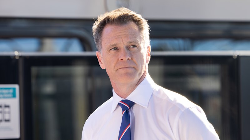 Government gambling reform package debated as insufficient to tackle poker machine harms