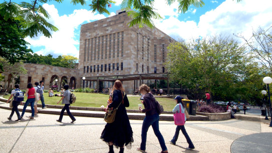 A1DM0T St Lucia campus library of the University of Queensland, Brisbane Australia. 11/ 2006 CREDIT: Alamy.
photos by Bruce Miller ©. Image shot 2006. Exact date unknown.
.