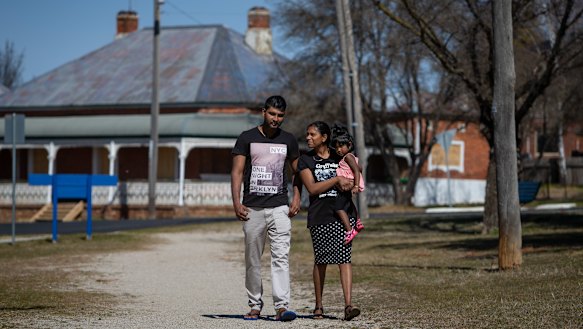 Thileeban and Devarani Rajalingam are desperate to find work so they can stay in Bathurst.