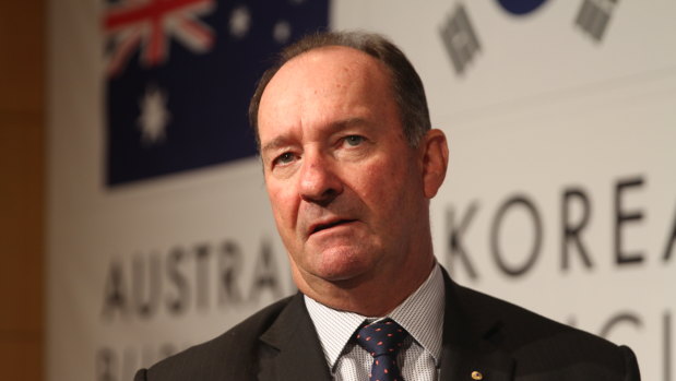 Former trade minister Mark Vaile was being encouraged to look at business opportunities for Australian companies soon after the start of the Iraq War.