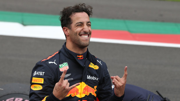 Daniel Ricciardo has committed to seeing out the season.