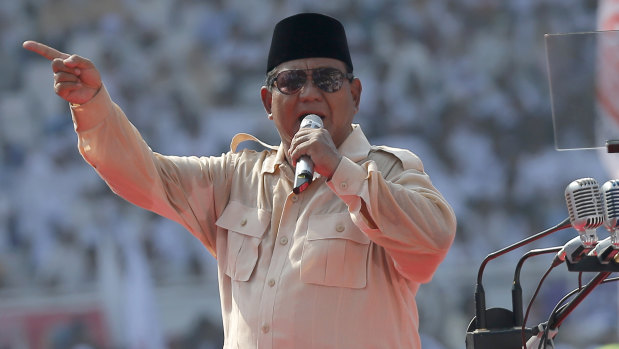 Prabowo strutting his populist stuff.