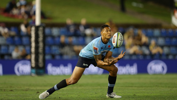 Israel Folau takes a high ball for the Waratahs in Super Rugby this year. 
