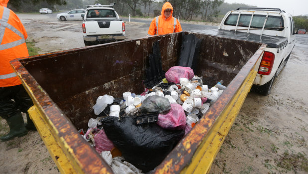 The clean-up operation under way at Jimmys Beach. 