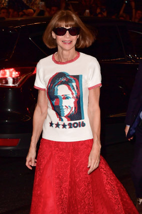 Anna Wintour supporting Hillary's 2016 bid for the presidency.