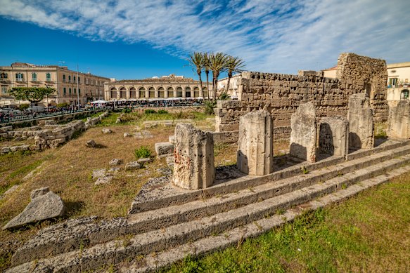 The  ancient Greek Temple of Apollo in Ortigia, Syracuse, Sicily.