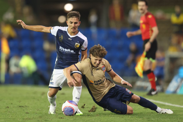 Josh Nisbet’s goal sealed the win for the Mariners.