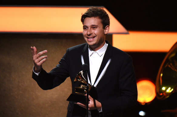 Flume accepts the award for best dance/electronic album at the 2017 Grammys.