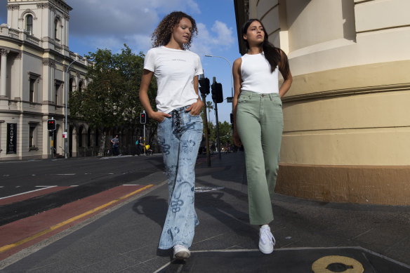 Flares and bootleg styles are staging a street style comeback. Models Valerie Wetmore and Natalia Loaiza wearing One Teaspoon.