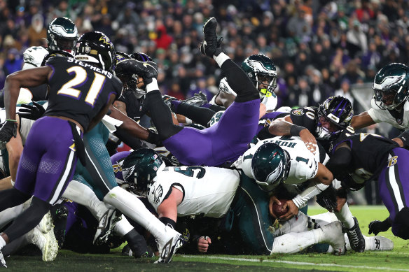 There’s nothing pretty about the Eagles’ tush push, but it’s incredibly effective.