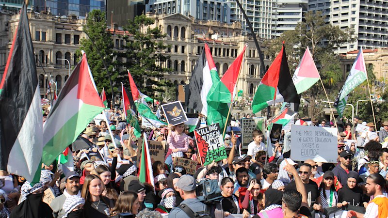 ‘We are watching’: Palestine protest organiser issues demand to PM as police dispute numbers