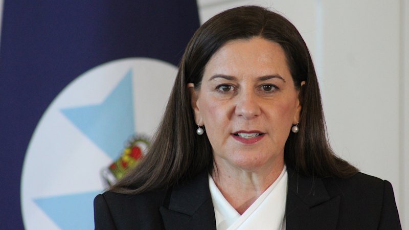 Lab boss suspended in latest DNA contamination scandal
