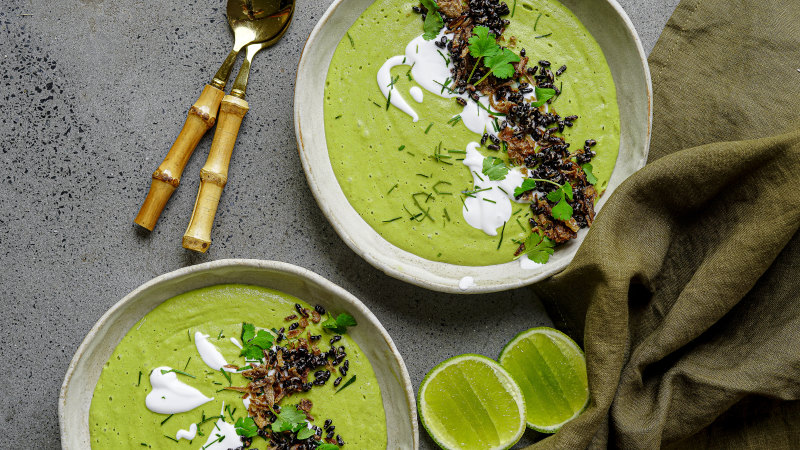 Thai green curry and lemongrass soup